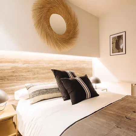 R26 Suites Sevilla Room photo